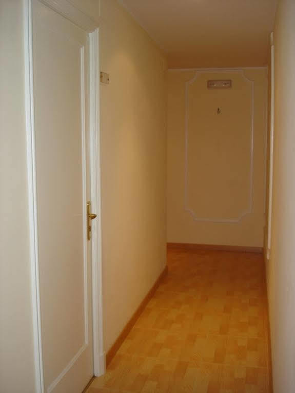 Pio V Hotell Vigo Exteriör bild