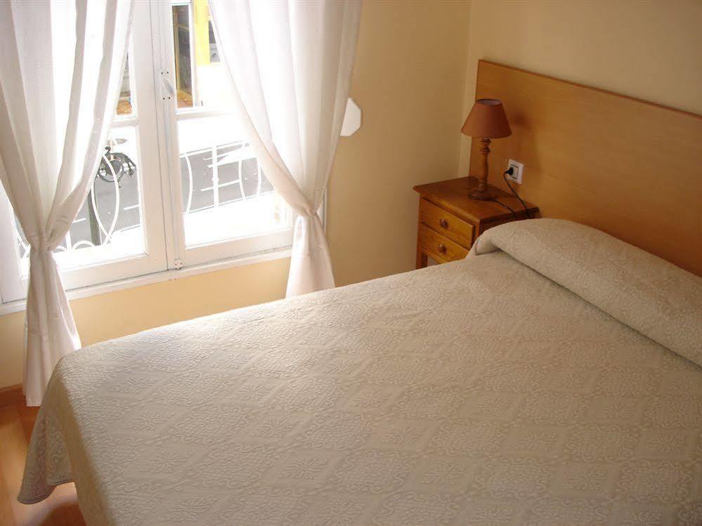 Pio V Hotell Vigo Exteriör bild